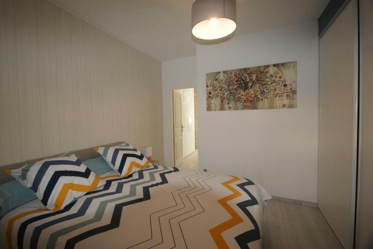 Lot Of Bed Apartamento Cahors Exterior foto