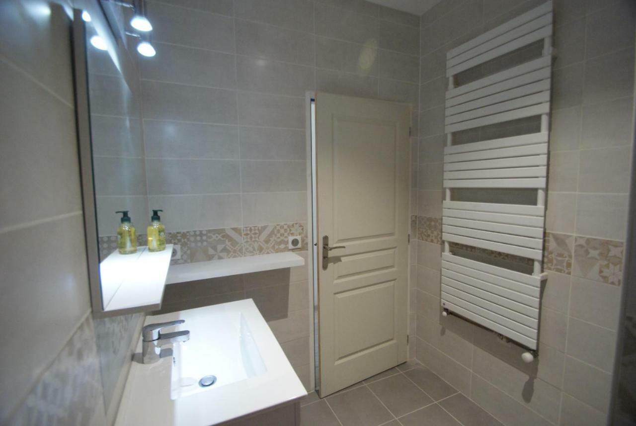 Lot Of Bed Apartamento Cahors Exterior foto