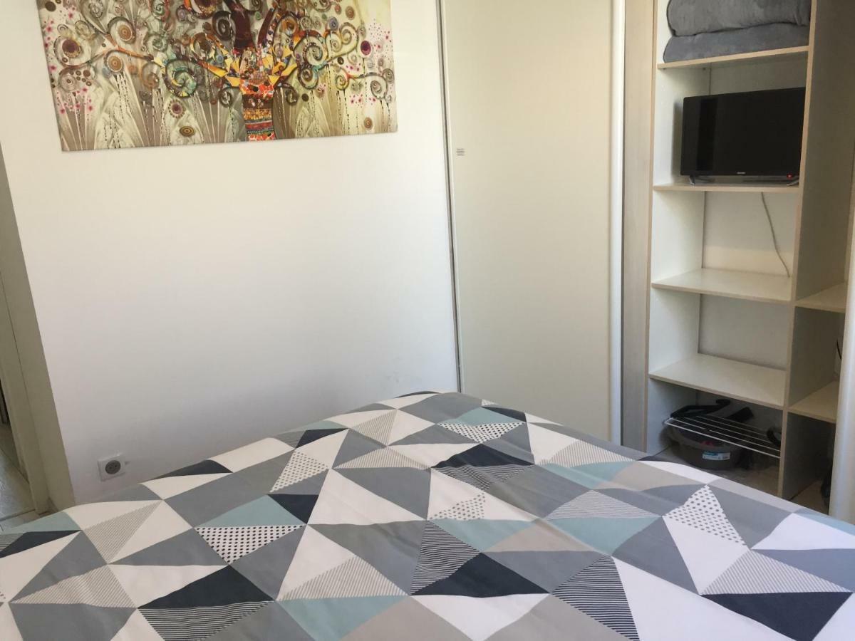 Lot Of Bed Apartamento Cahors Exterior foto